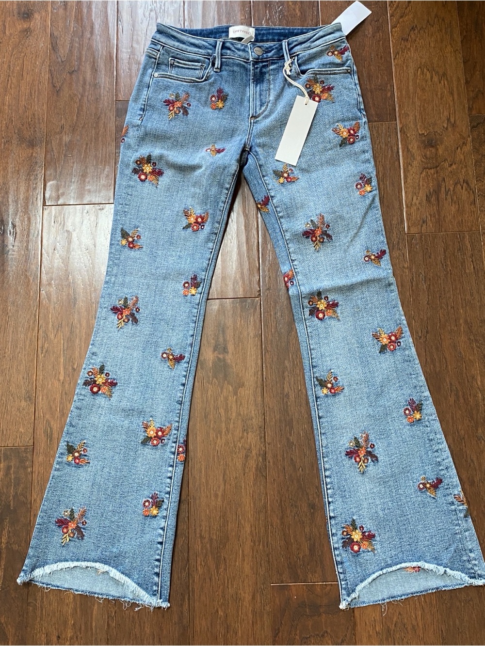 NWT Driftwood Jeans Eva Bootcut Fall Festival 26